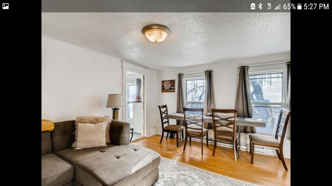 Foto del edificio - 1715 6th St NE