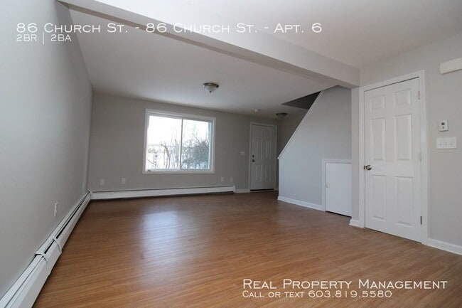 Building Photo - Spacious 2 Bedroom 1.5 Bath Townhome