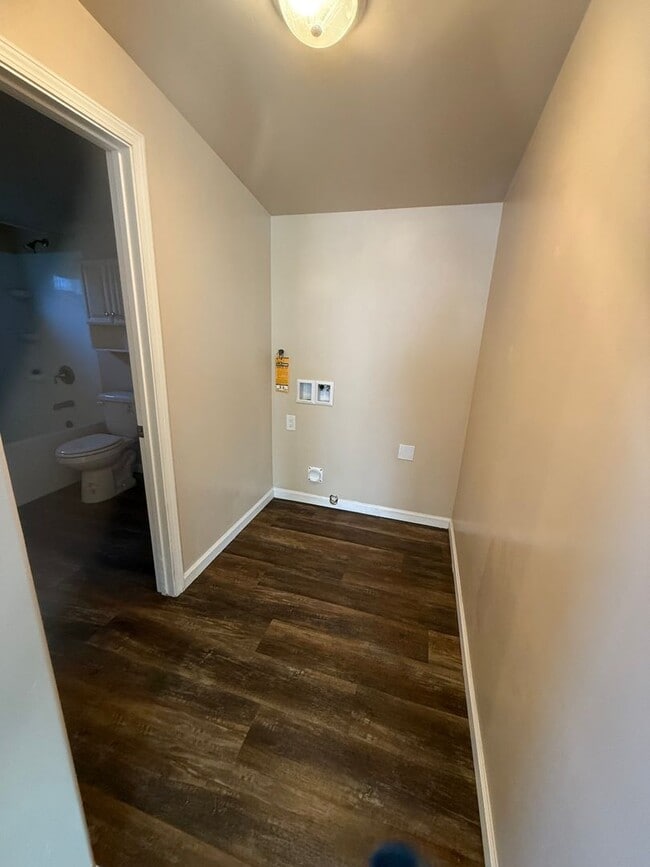 Foto del edificio - 224 Mountain View Dr