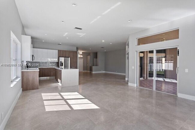 Foto del edificio - 1236 Meadows Blvd