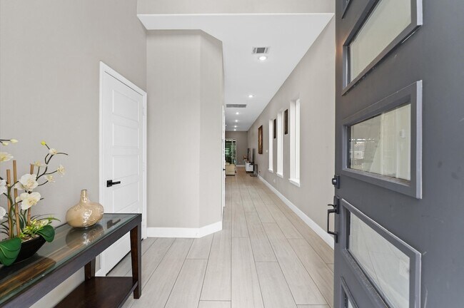 Foto del edificio - 1425 Adkins Rd