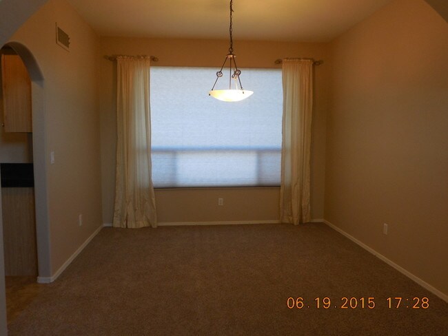 Building Photo - 14985 S Theodore Roosevelt Way