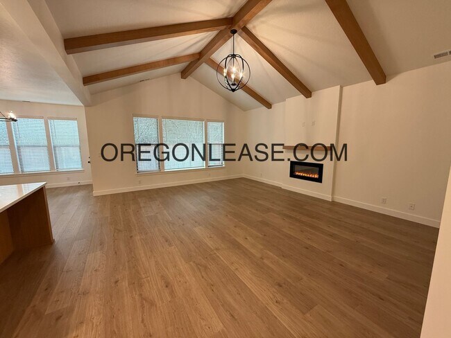 Foto del edificio - Santa Clara area 3/2 1800sf