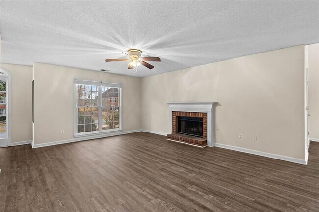 Foto del edificio - 2155 Southbrook Ridge NW