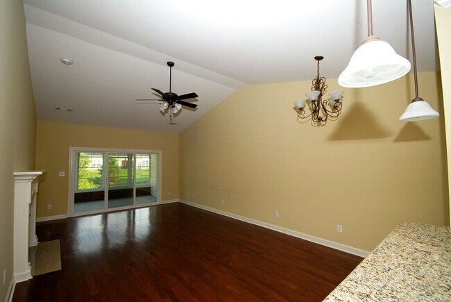 Foto del edificio - 145 Oxford Square, Goldsboro, NC 27534