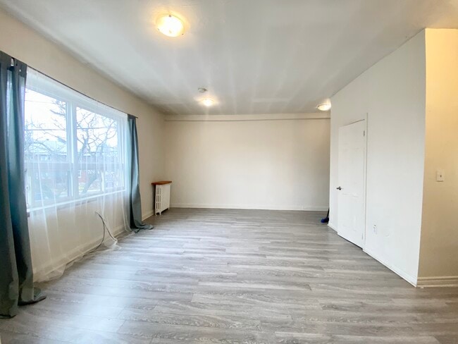 Building Photo - 1158 Weston Rd