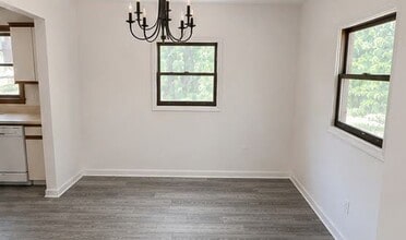 Building Photo - 3430 Key Ct