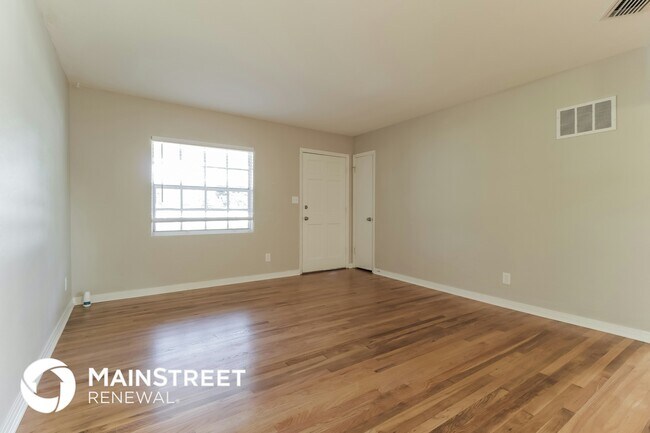 Foto del edificio - 1010 Sierra Ln
