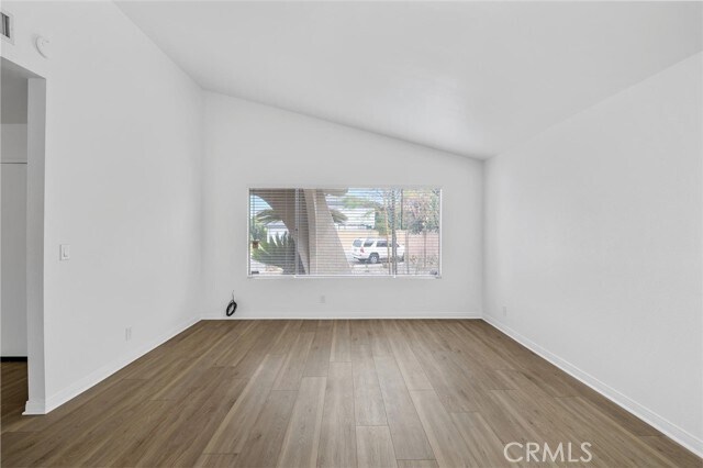 Foto del edificio - 5292 Bransford Dr