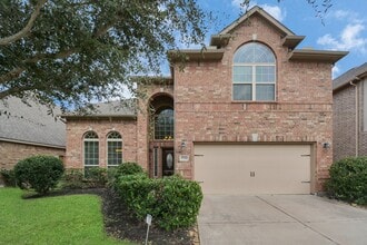 Building Photo - 17510 Woodfalls Ln