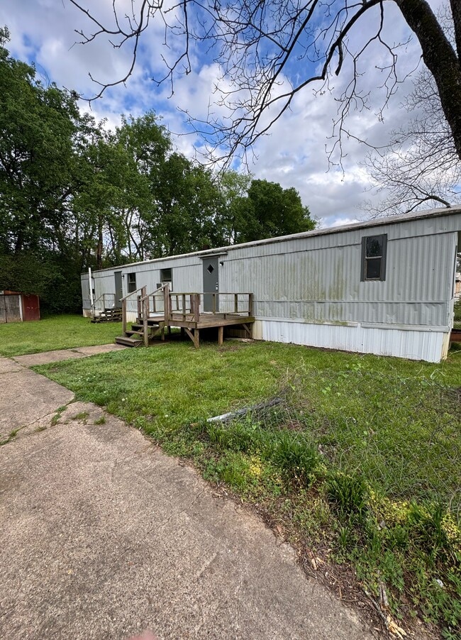 Building Photo - 3432 Margaret Ann Dr