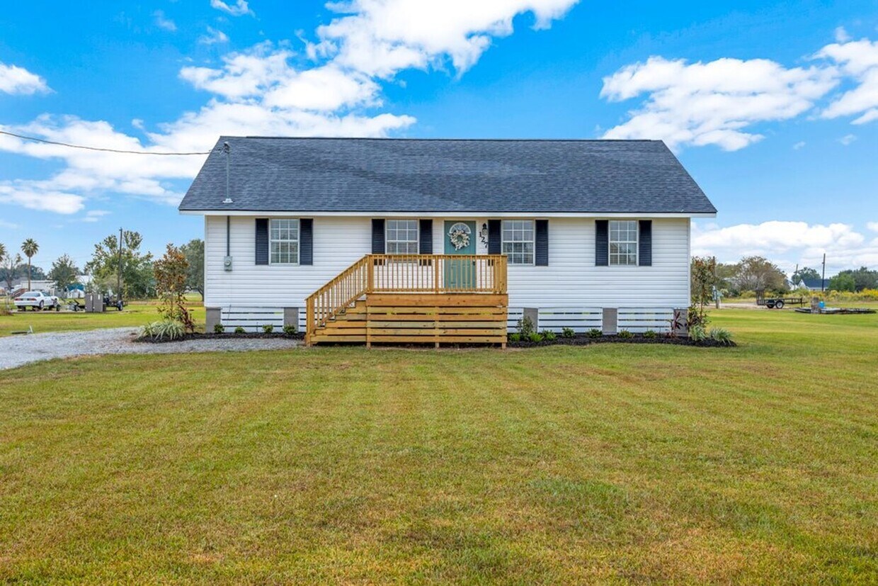 Primary Photo - 3B/2B Home Available in Grand Lake - MOVE ...