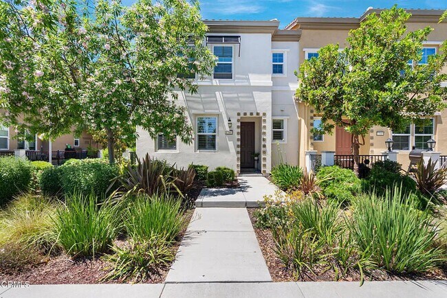 Building Photo - COMING SOON! 3/2.5 in Morgan Hill