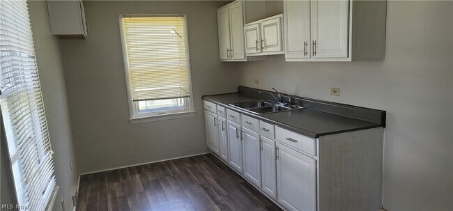 Building Photo - 3749 Martin Luther King Jr Dr
