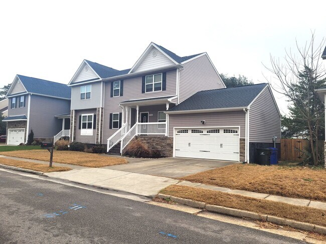 Foto del edificio - Stunning 4 Bedroom, 2.5 Bath Home Just 3 Blocks to Chesapeake Bay