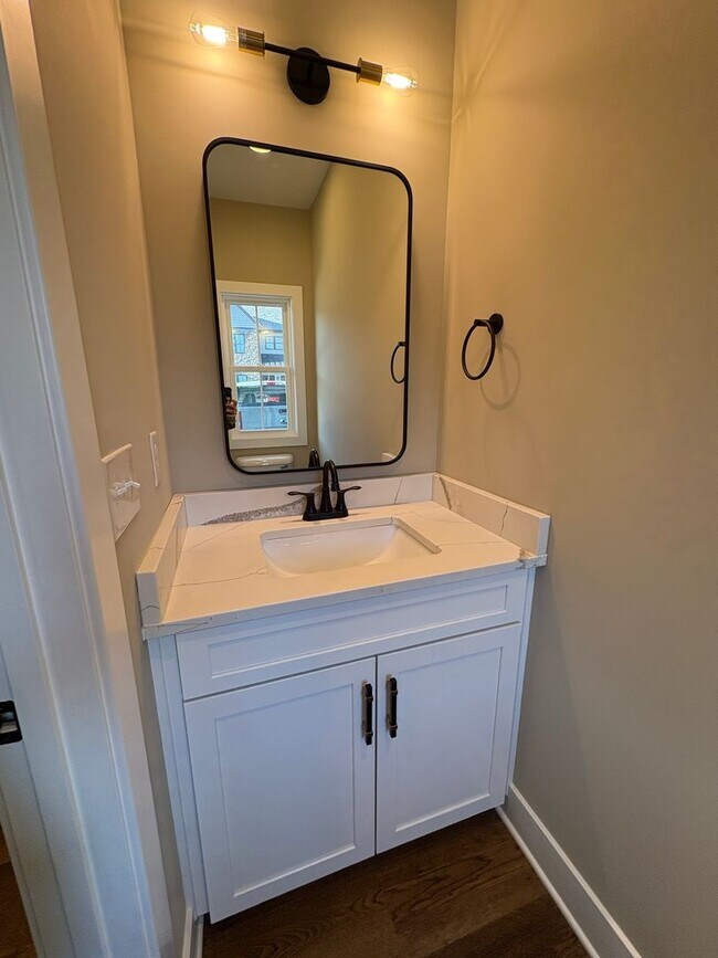 Building Photo - Beautiful new townhouse with garage! First...