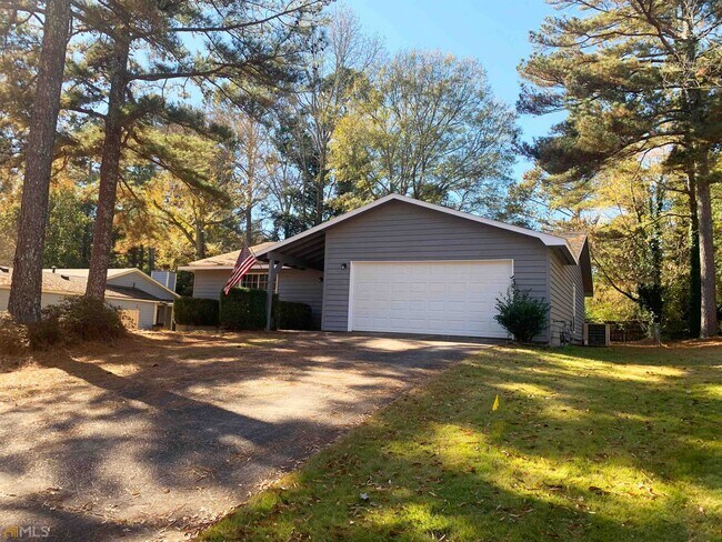 Building Photo - 8879 Wesley Pl