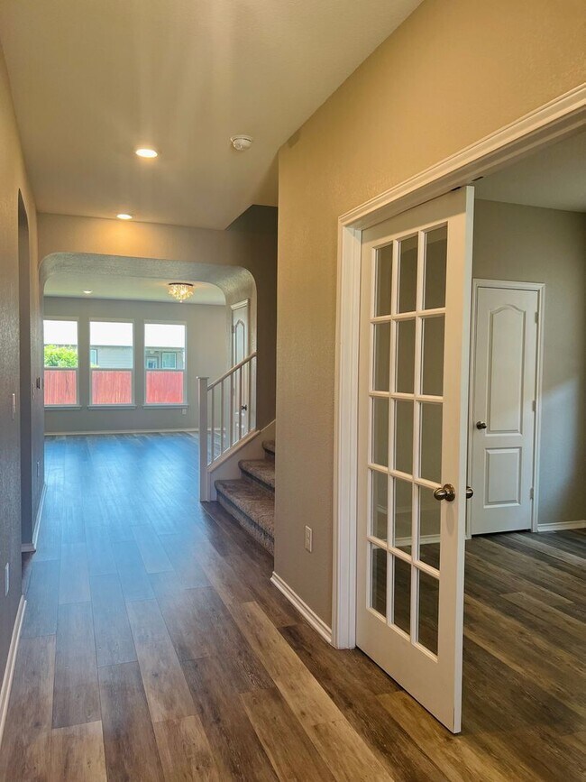 Foto del edificio - Tech Ridge Area Gem – Nearly 3,000 Sq Ft o...