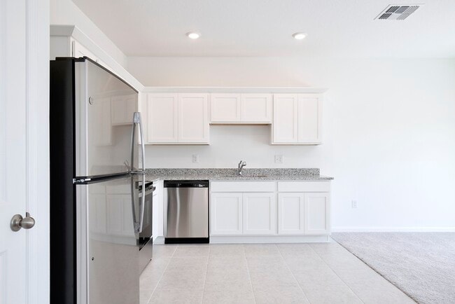 Building Photo - Brand New 3/2.5 Modern Townhome with 1 Car...
