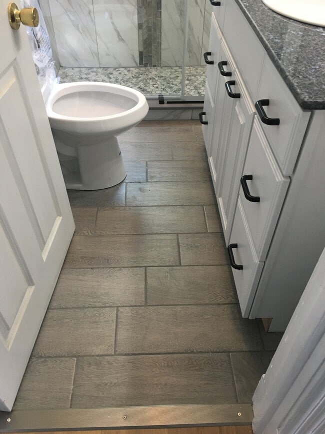 Foto del edificio - 61 Henry Ave