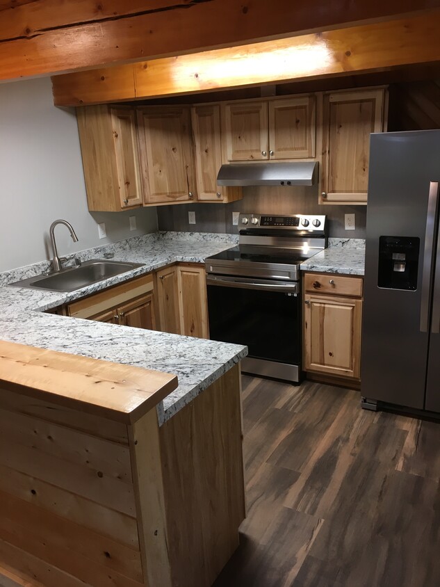 Unit A Kitchen - 3065 H and H Ln
