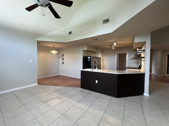 Foto del edificio - 174 Shady Hill Cir