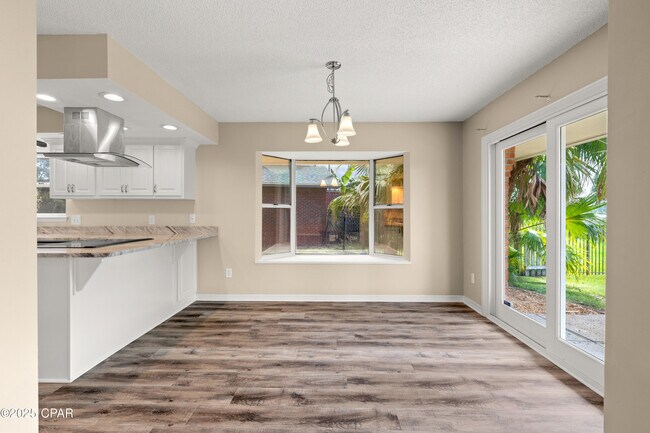 Building Photo - 839 Plantation Way