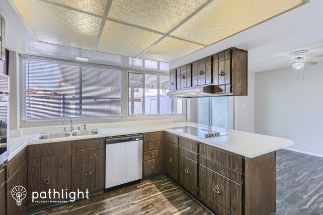 Foto del edificio - 7881 49Th Avenue, Glendale, AZ, 85301