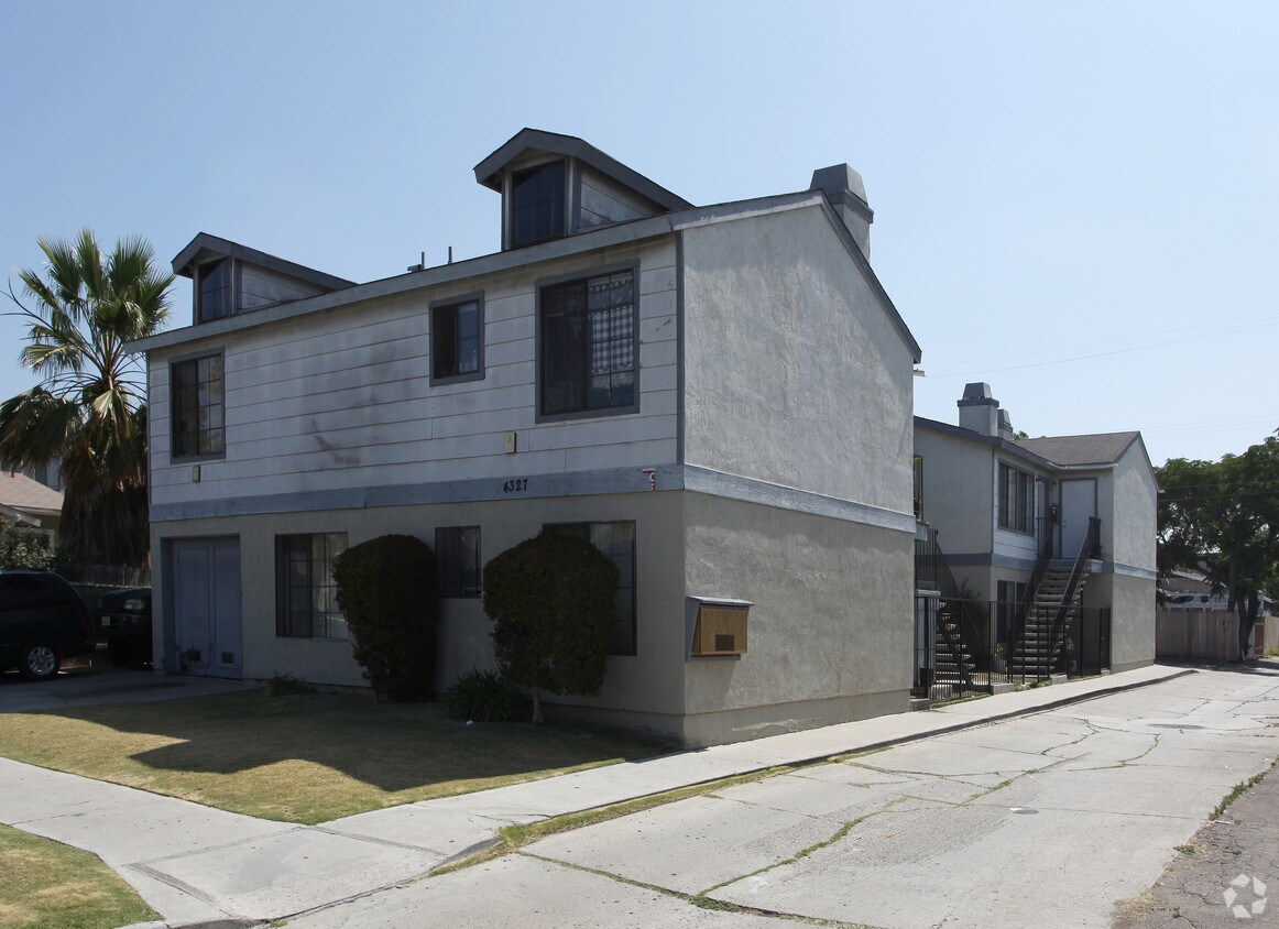 4327 35th St, San Diego, CA 92104 4327 35th St San Diego, CA