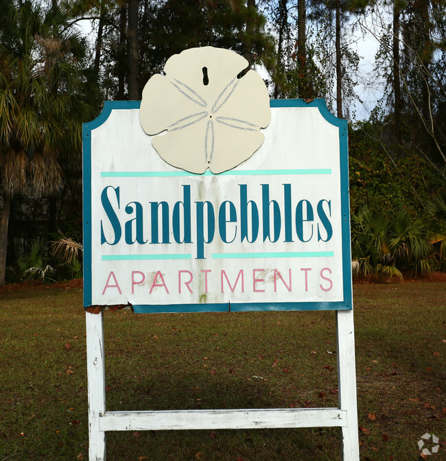 Foto del edificio - Sandpebbles Apartments