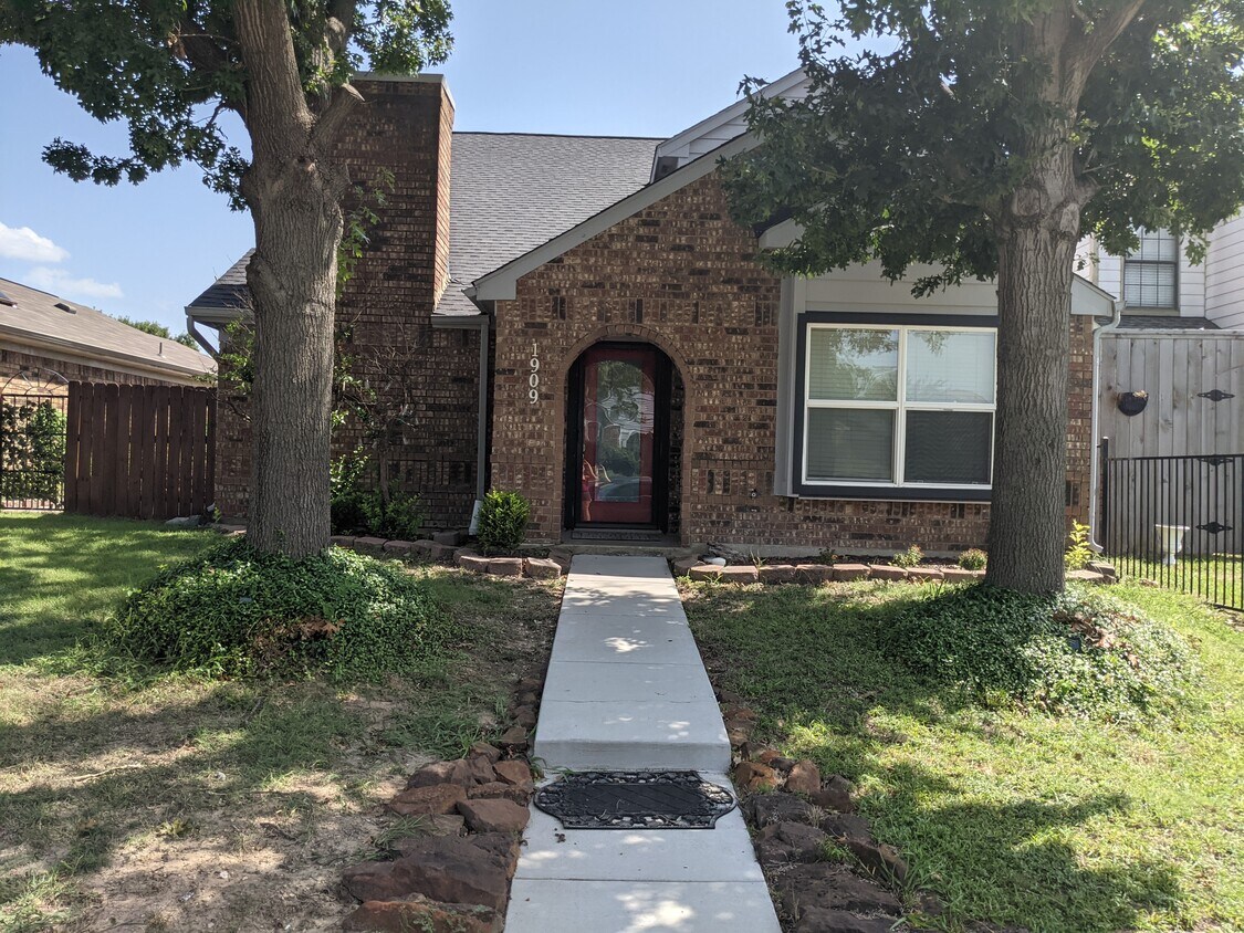 Foto principal - 1909 Lavaca Ct