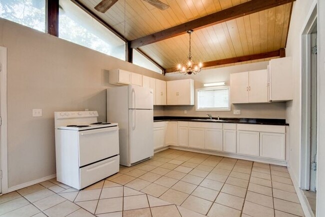 Building Photo - No Application Fees*