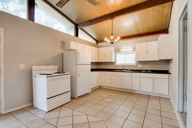 Foto del edificio - No Application Fees*