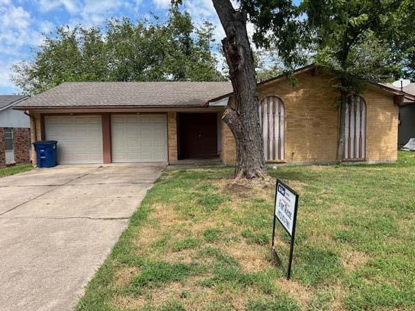 Building Photo - 806 Phillips Dr