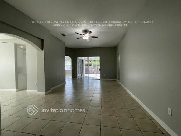 Foto del edificio - 4038 SW 156th Ct