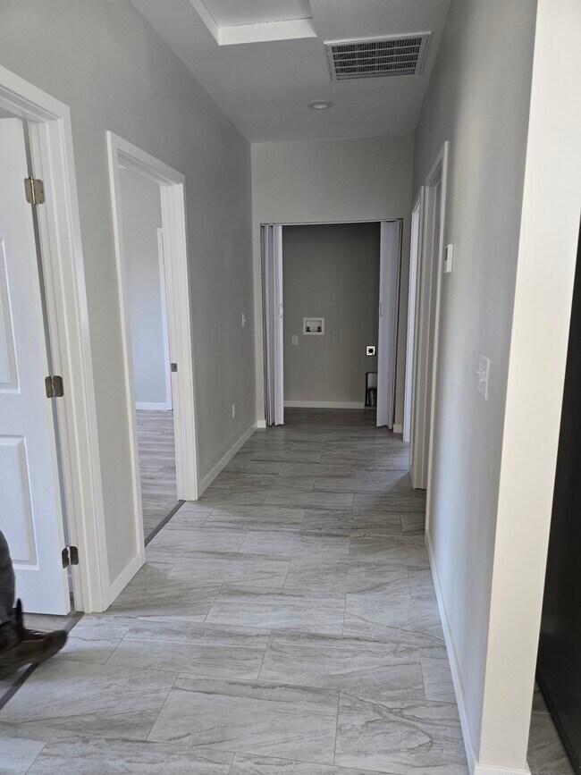 Foto del edificio - 2212 S 1st Ave