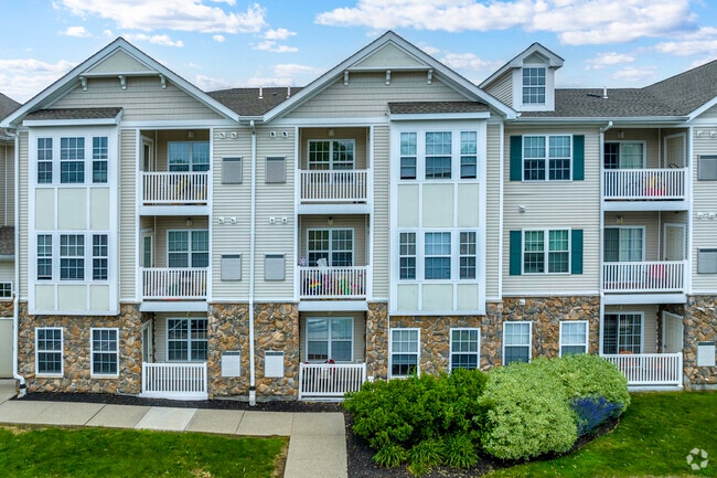 Building Photo - Highlands at Faxon Woods