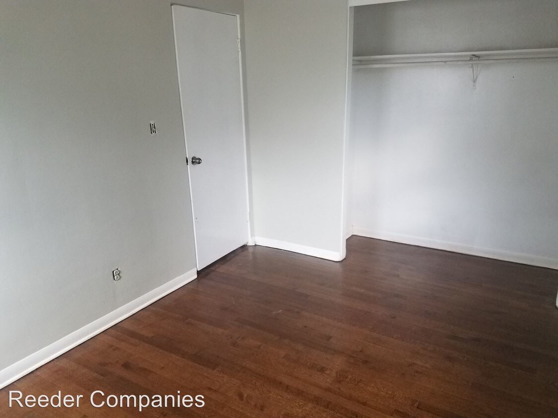 Foto principal - 4906 Baring Ave