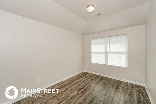 Foto del edificio - 155 Woodland Wy