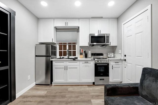 Foto del edificio - 2361 Hopkins St