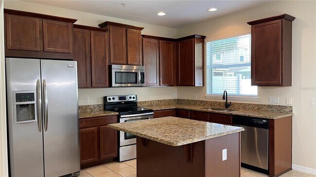 Foto del edificio - 9484 Strongbark Ln