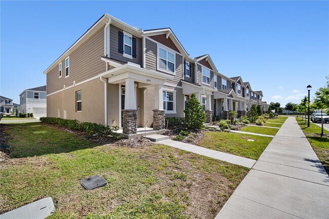 Foto del edificio - 3041 Douglas Fir Dr