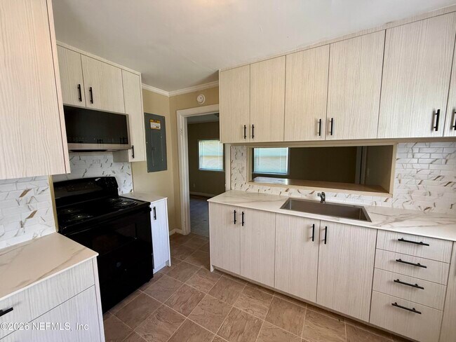 Foto del edificio - 2131 Thelma St