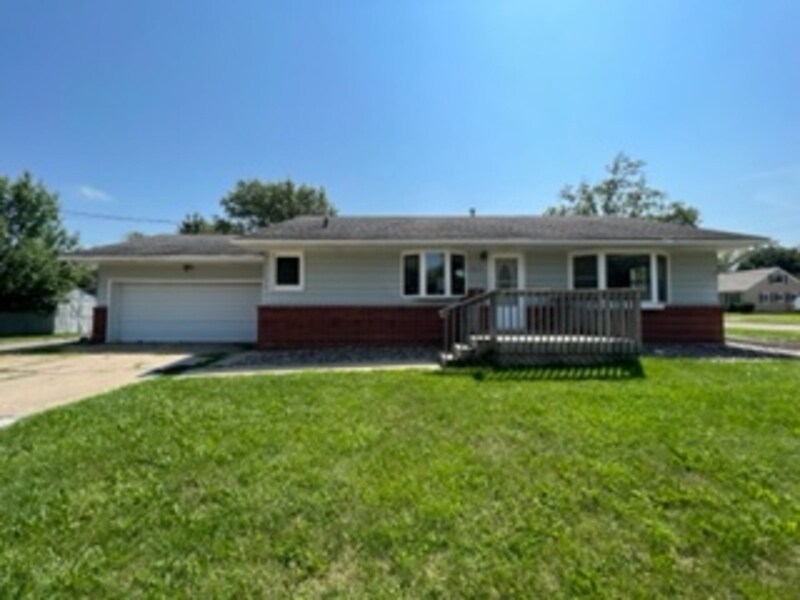 1807 4th Ave NW, Austin, MN 55912 House Rental in Austin, MN