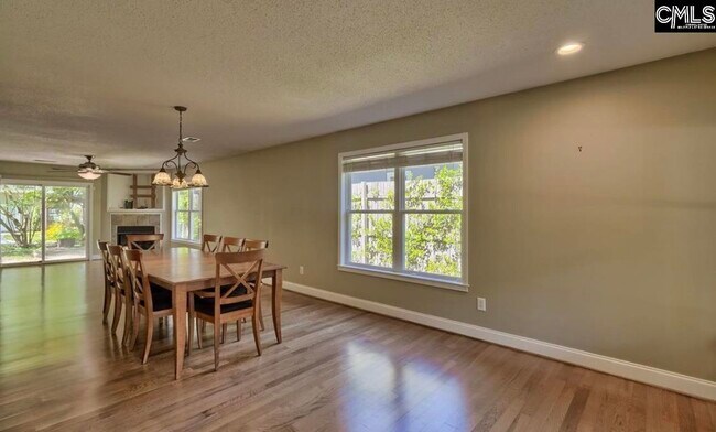 Foto del edificio - 3011 Clark St