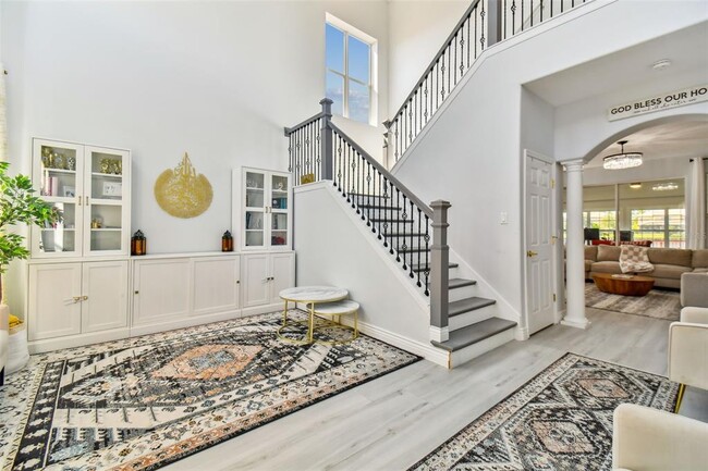 Building Photo - 18026 Java Isle Dr