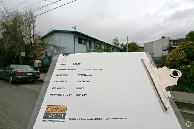 Foto del edificio - 3757 Kerner