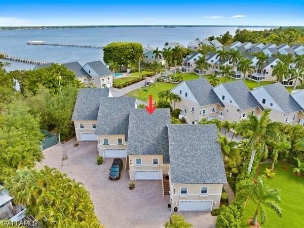 Foto del edificio - 819 James St