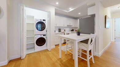 Interior Photo - Waterfall Hills at Canton