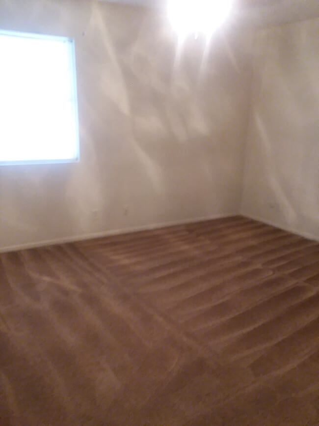 Building Photo - 6860 Prutzman Rd